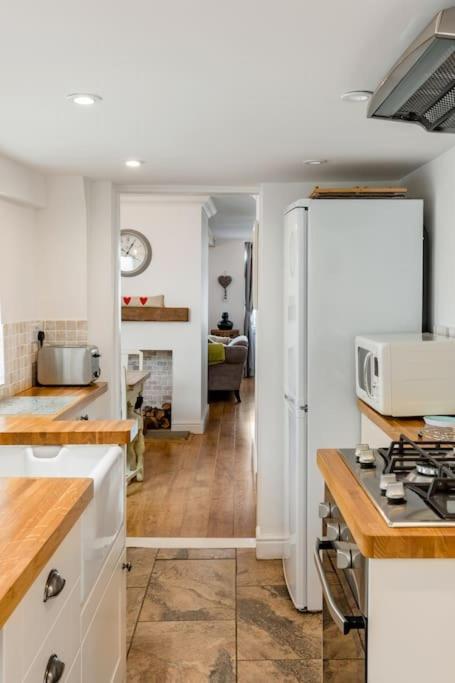 Bijou Cottage Deal Exteriör bild