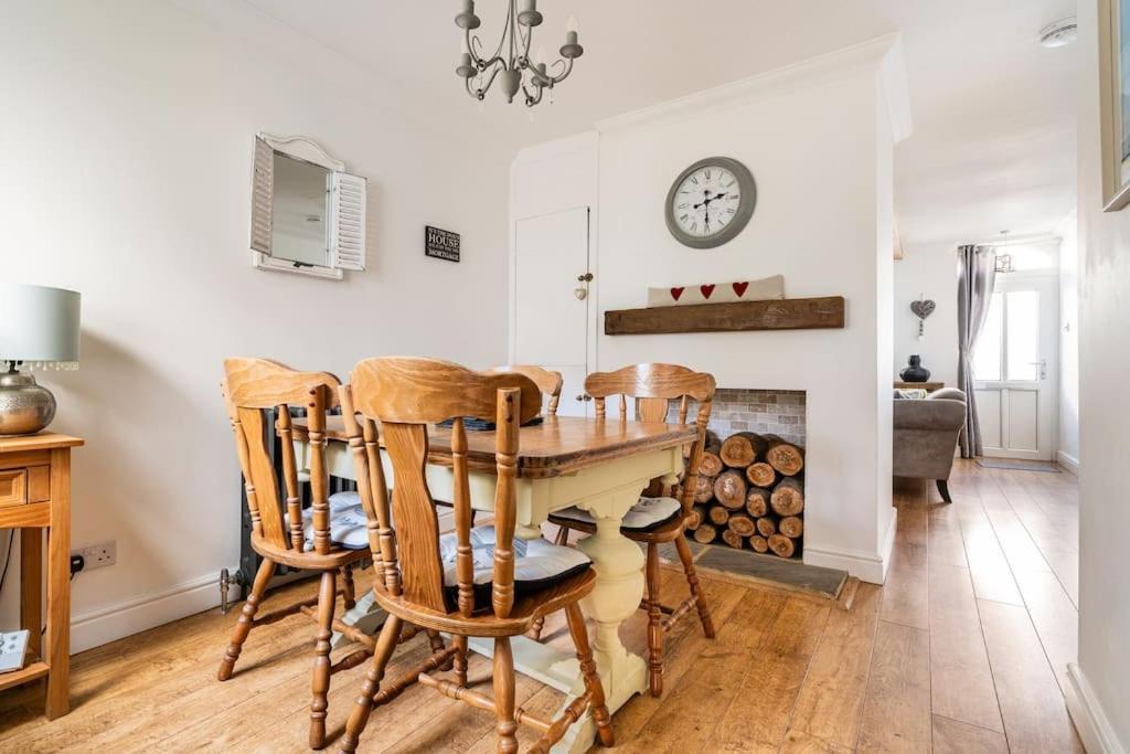 Bijou Cottage Deal Exteriör bild